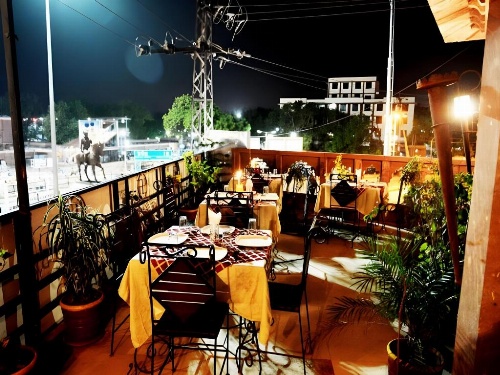 Shanti Bhawan Heritage Hotel image 5