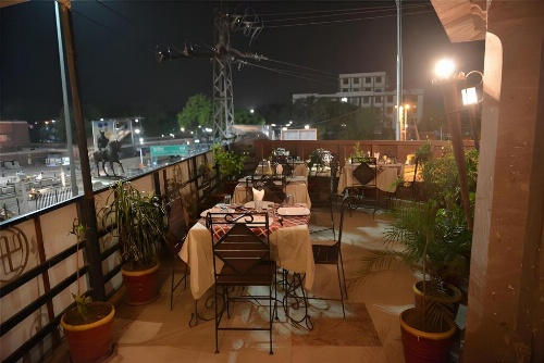 Shanti Bhawan Heritage Hotel image 7